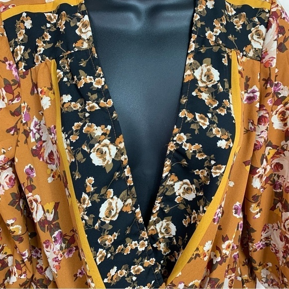 Petite Small Zac And Rachel Mustard Yellow Floral Draped Flowy Blouse 4 6 - Picture 3 of 9